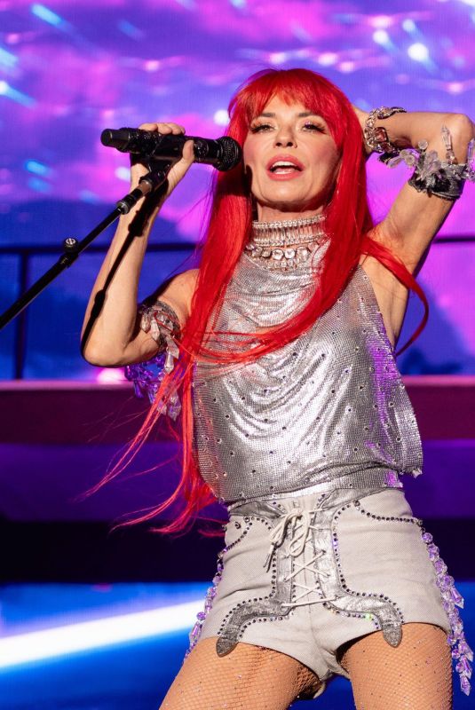SHANIA TWAIN Performs at Austin City Limits Music Festival at Zilker Park in Austin 10/07/2023