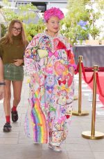 SIA Arrives at Hollywood Beauty Awards 10/02/2023
