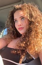 SOFIE DOSSI - Instagram Photos 10/15/2023