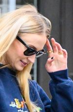 SOPHIE TURNER Out with Her Girls in New York 10/09/2023