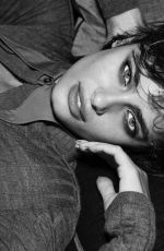 TAYLOR HILL for Vogue Turkey, October 2023