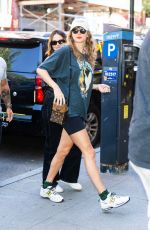 TAYLOR SWIFT Arrives at Electric Lady Studios in New York 10/03/2023