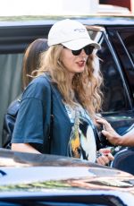 TAYLOR SWIFT Arrives at Electric Lady Studios in New York 10/03/2023
