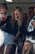 TAYLOR SWIFT, BLAKE LIVELY, SOPHIE TURNER and SABRINA CARPENTER at Kansas Chiefs vs. New York Jets Game in Newark 10/01/2023