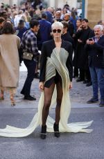WALLIS DAY at Victoria Beckham Womenswear Spring/Summer 2024 Show at Paris Fashion Week 09/29/2023