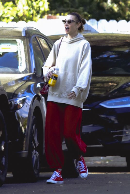WHITNEY PORT Out at a Park in Los Angeles 10/23/2023