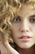 ANNALYNNE MCCORD for Venice Magazine, October 2008