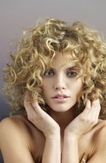 ANNALYNNE MCCORD for Venice Magazine, October 2008