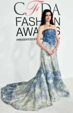 ANNE HATHAWAY at 2023 Cfda Fashion Awards in New York 11/06/2023