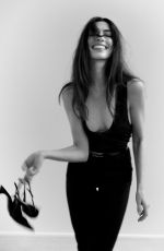 ANNE HATHAWAY for Net-a-porter, 2023
