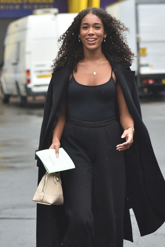 ANYA LAWRENCE Out Filming in Liverpool 11/08/2023