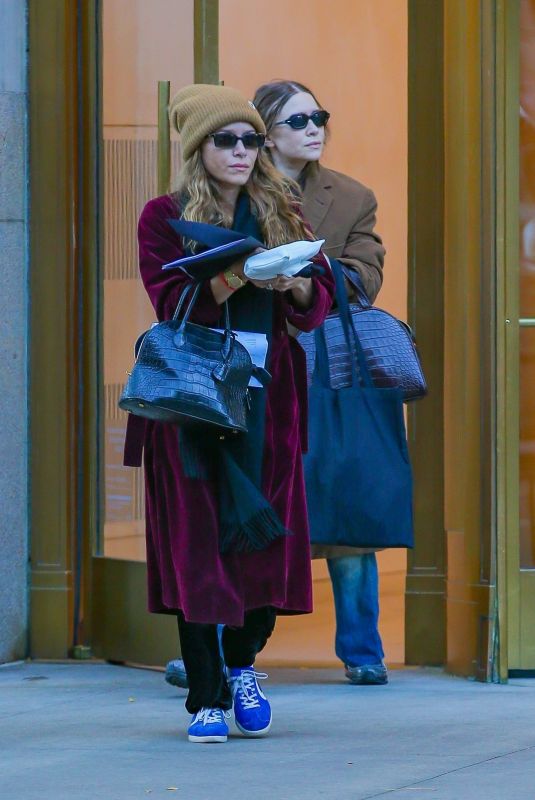 ASHLEY and MARY KATE OLSEN Out in New York 11/02/2023