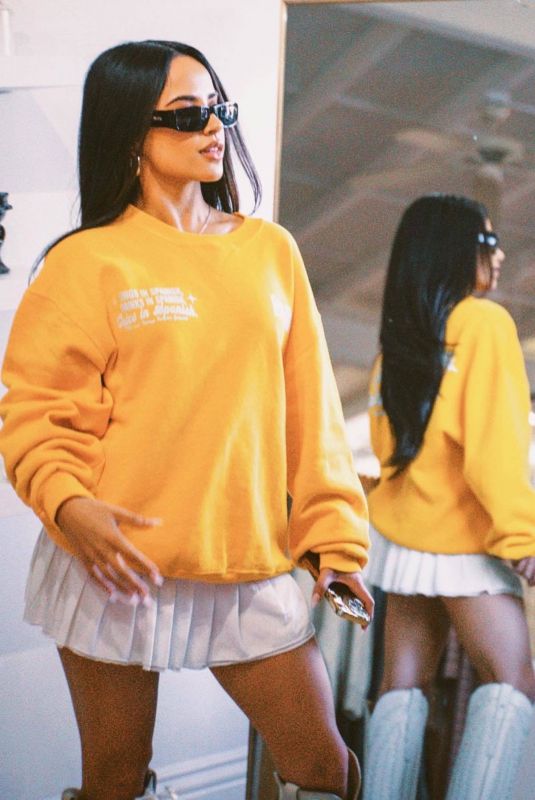 BECKY G for Vibes and Vintage Clothing Cries in Spanish Collection 2023