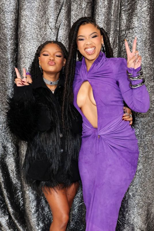 CHLE and HALLE BAILEY at Renaissance: A Film by Beyonce World Premiere in Los Angeles 11/25/2023