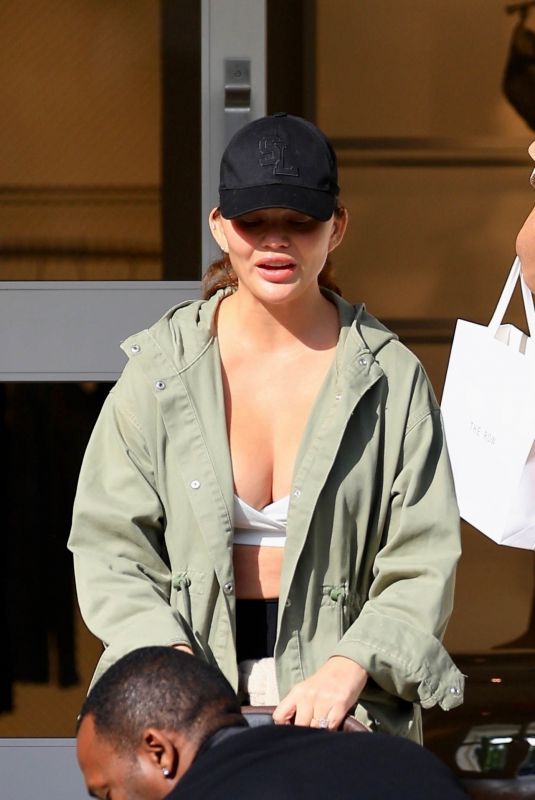 CHRISSY TEIGEN Shopping at Bottega Veneta in West Hollywood 11/10/2023