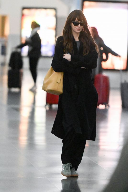 DAKOTA JOHNSON Arrives at JFK Airport in New York 11/09/2023