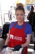 DENISE RICHARDS at a Heartwarming Thanksgiving at Los Angeles Mission 11/22/2023
