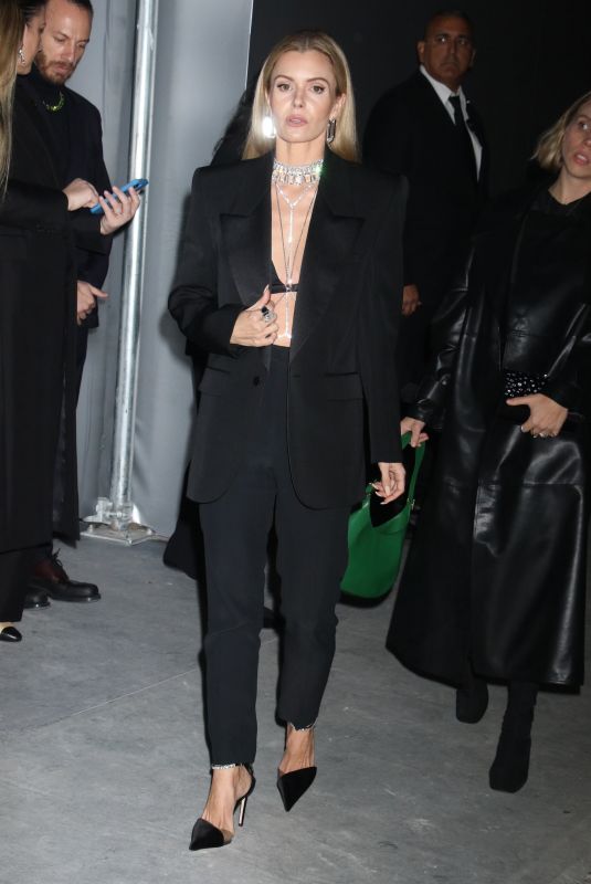 ELIZABETH SULCER Arrives at Swarovski x SKIMS Celebration in New York 11/07/2023