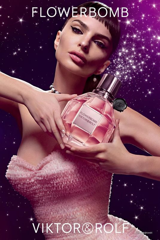 EMILY RATAJKOWSKI for Flowerbomb Fall Campaign by Viktor & Rolf 2023