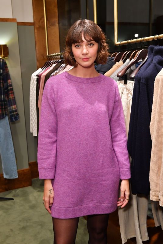 EMMA APPLETON at Sezane