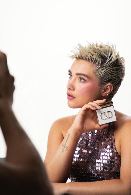 FLORENCE PUGH for Valentino Eye2cheek Party Edition, November 2023