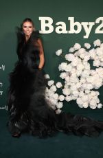 HEIDI KLUM at Baby2Baby Gala at Pacific Design Center in West Hollywood 11/11/2023