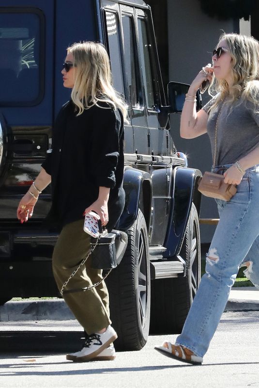 HILARY DUFF Out Shopping with a Friend in Los Angeles 11/02/2023