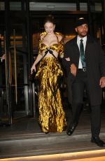 HUNTER SCHAFER Leaves Her Hotel in London 11/09/2023