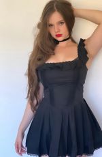 ISABELLA ARDLEY - Instagram Photos 11/05/2023