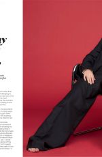 ISLA FISHER in You Magaziene, November 2023