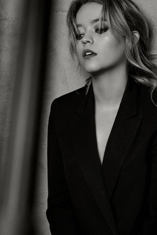 JADE PETTYJOHNS at a Photoshoot, November 2023