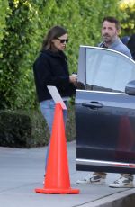 JENNIFER GARNER and Ben Affleck Chatting by Her Car in Los Angeles 11/09/2023