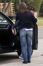 JENNIFER GARNER Out and About in Los Angeles 11/15/2023
