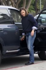 JENNIFER GARNER Out and About in Los Angeles 11/15/2023