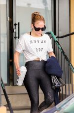 JENNIFER LOPEZ Leaves Workout in Los Angeles 11/28/2023