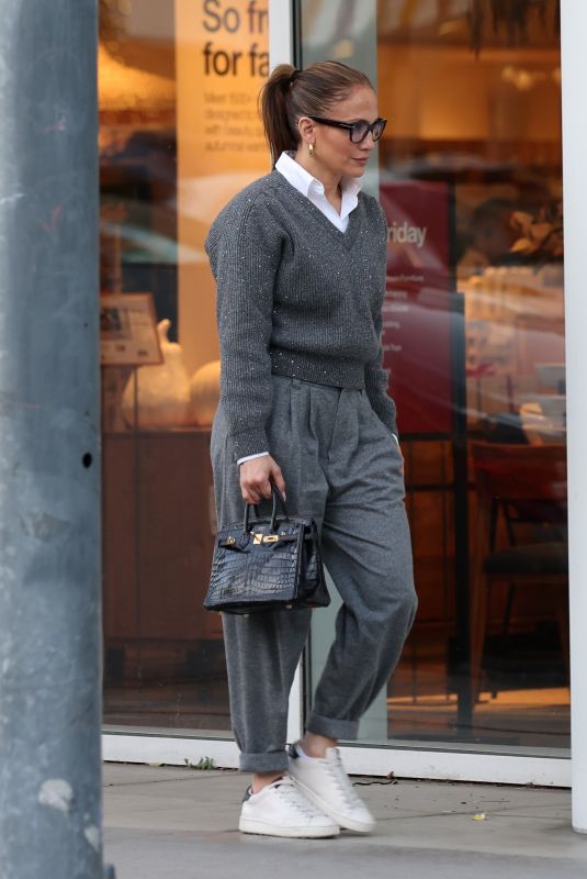 JENNIFER LOPEZ Out for a Coffee in Beverly Hills 11/20/2023
