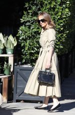 JENNIFER LOPEZ Shopping at Rolling Greens in Hollywood 11/22/2023