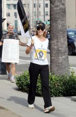 JERI RYAN at SAG-AFTRA Strike at Warner Brothers Studio in Los Angeles 11/07/2023