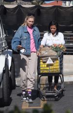 JESSICA HART Shopping at Gelson