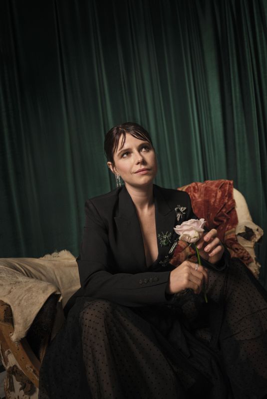 JESSIE BUCKLEY for Harper
