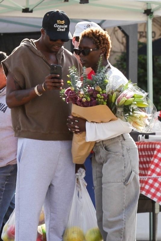 JODIE TURNER-SMITH at Melrose Place Farmer’s Market in Los Angeles 11/26/2023