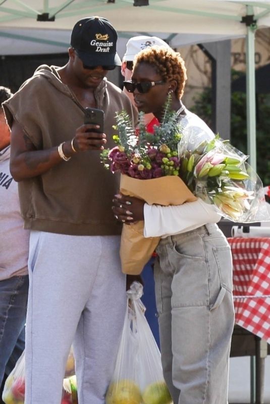 JODIE TURNER-SMITH at Melrose Place Farmer