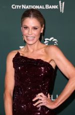 JULIE BOWEN at Baby2Baby Gala at Pacific Design Center in West Hollywood 11/11/2023