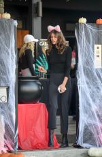 KAIA GERBER and Austin Butler Host CINDY CRAWFORD and Rande Gerber for a Halloween Party 10/31/2023