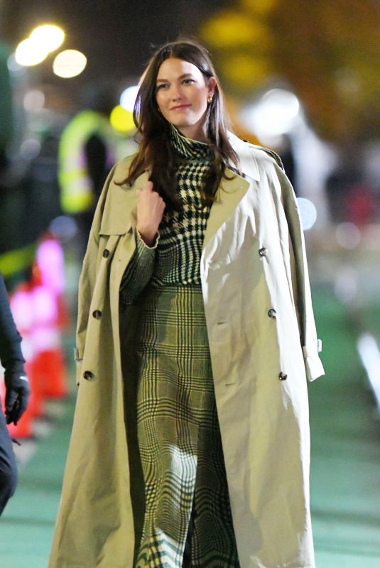 KARLIE KLOSS Out and About in New York 11/09/2023