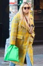 KATE HUDSON Ot and About in New York 11/14/2023