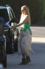 KATE HUDSON Out and About in Brentwood 11/07/2023