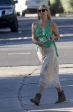 KATE HUDSON Out and About in Brentwood 11/07/2023