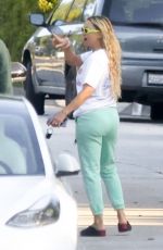 KATE HUDSON Out and About in Los Angeles 11/21/2023