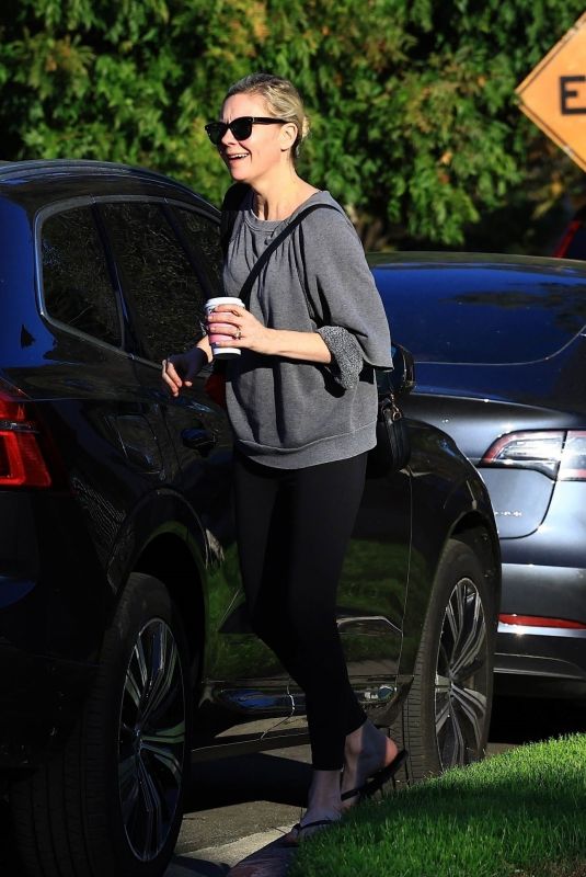 KIRSTEN DUNST Leaves a Park in Los Angeles 11/17/2023